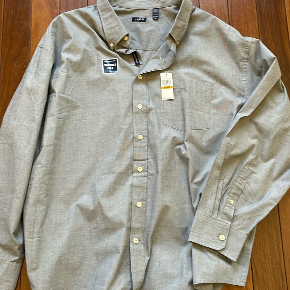Men’s Big and Tall 4XLGT Grey Shirt, natural stretch, NWT $65. IZOD brand